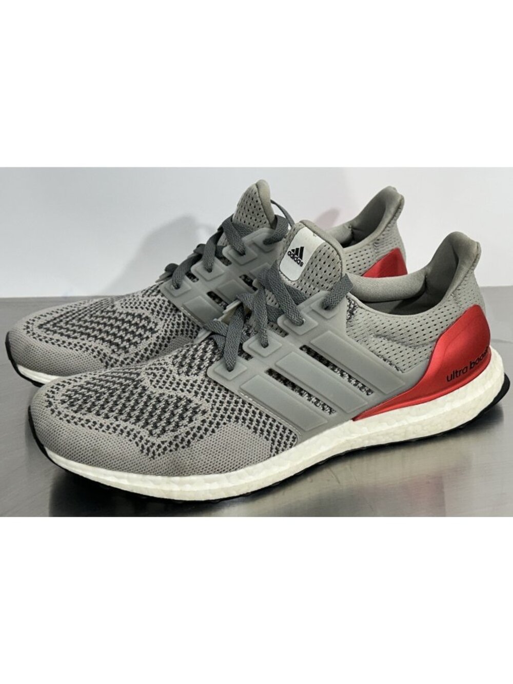 adidas Ultraboost 1.0 DNA Grey Scarlet Red Men’s 10.5 Running Shoes HR0062